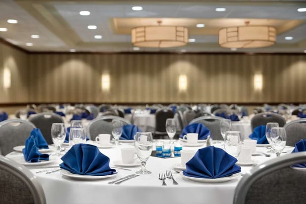 Images Embassy Suites by Hilton Piscataway Somerset