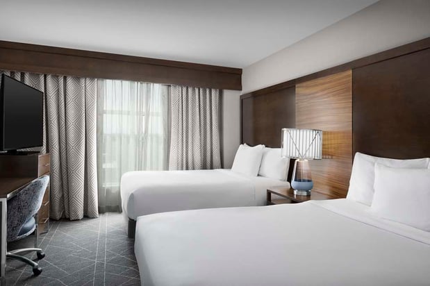 Images Embassy Suites by Hilton Atlanta Kennesaw Town Center