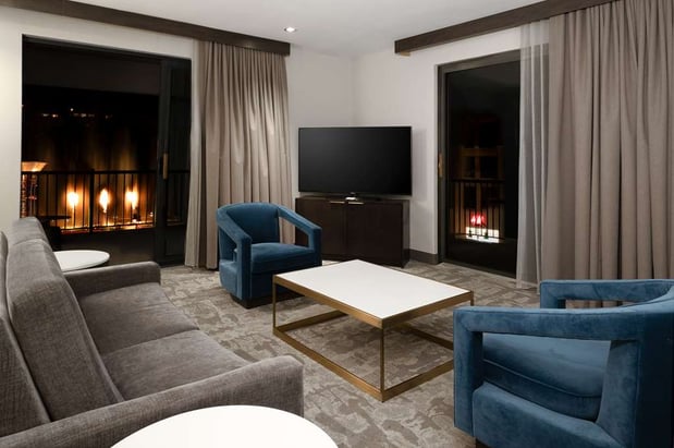 Images Hilton Promenade at Branson Landing