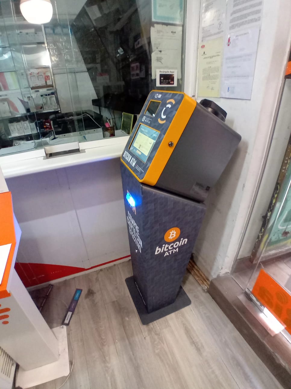 Images CoinFlip Bitcoin ATM - Copias y Flyers Low Cost Madrid Centro (Centro)