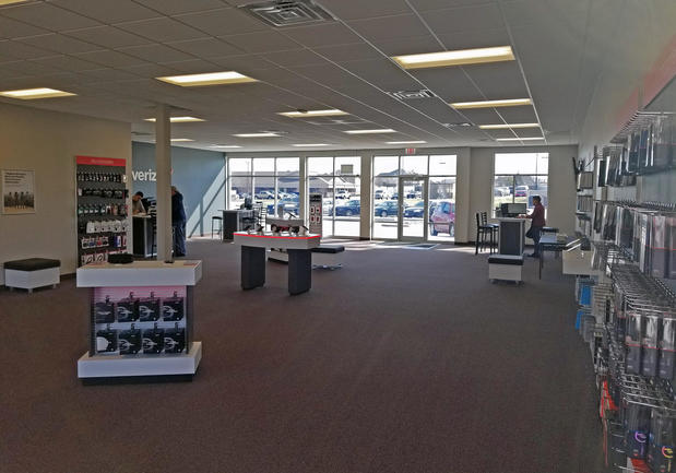 Images Verizon Authorized Retailer - Wireless World