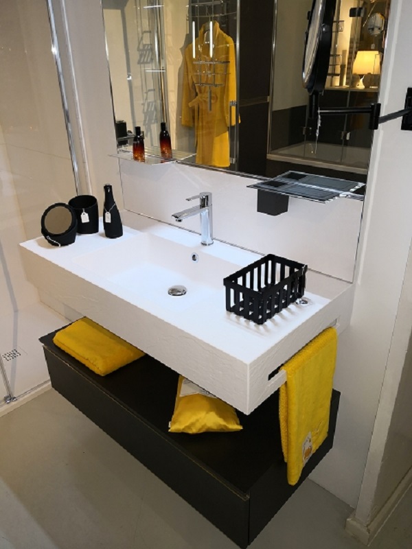 Bad Couture, Karl-Marx-Allee 72 in Berlin