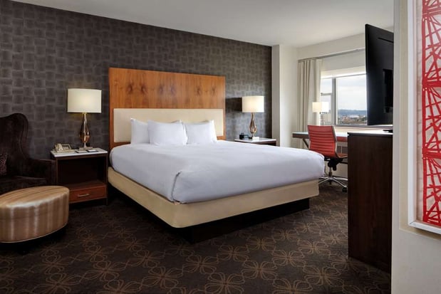 Images DoubleTree by Hilton Hotel & Suites Pittsburgh Downtown