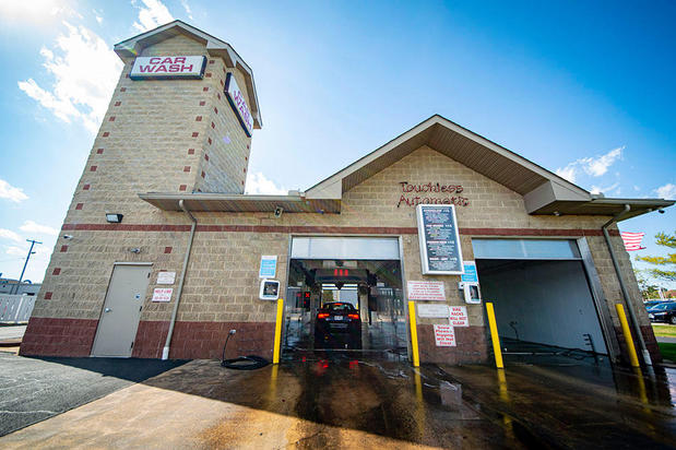 Images Montrose Laserwash