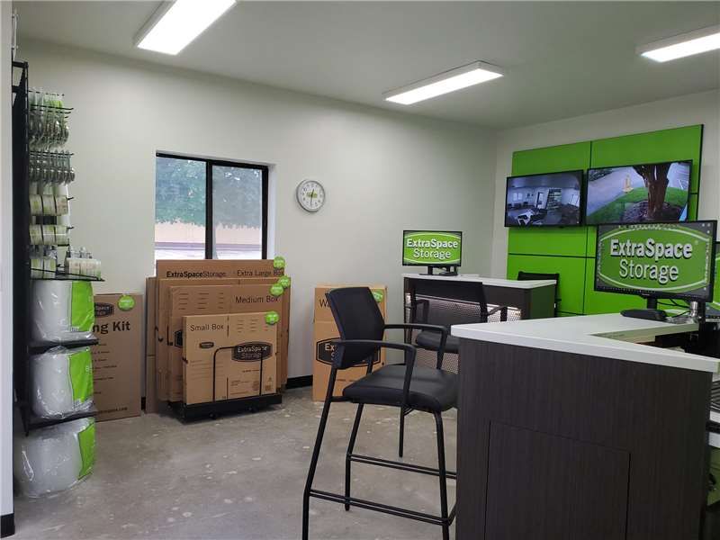 Office - Extra Space Storage at 2811 Bay Area Blvd, Houston, TX 77058