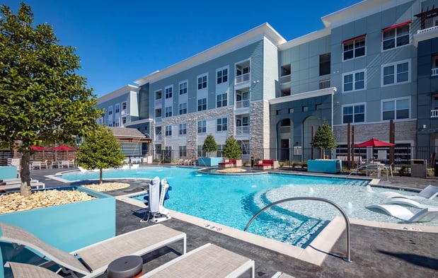 Images Seleno at Bridge Street Apartments