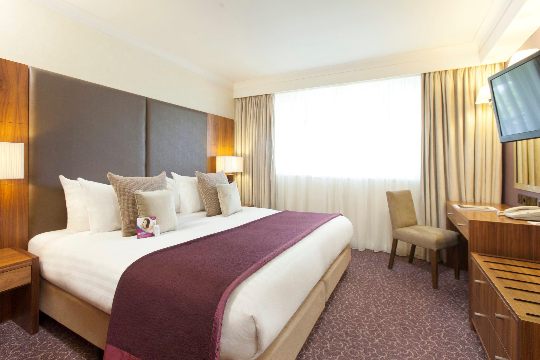 Images Crowne Plaza Reading, an IHG Hotel