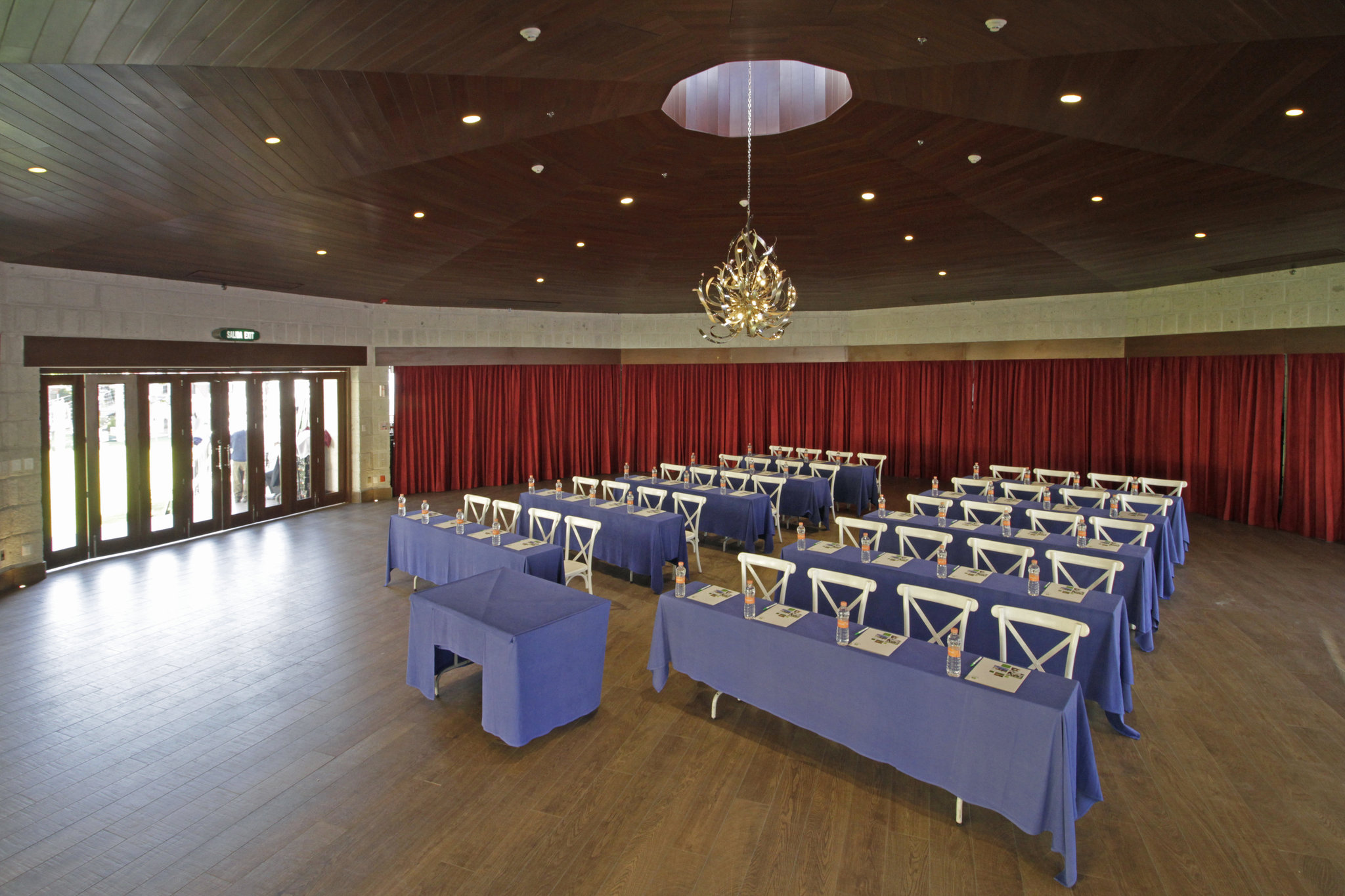 Images Holiday Inn Queretaro-Centro Historico by IHG