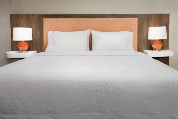 Images Hampton Inn Baltimore-Downtown-Convention Center
