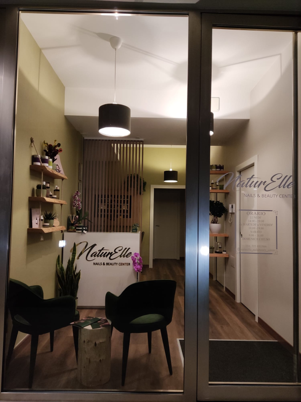 Images Naturelle nails & beauty