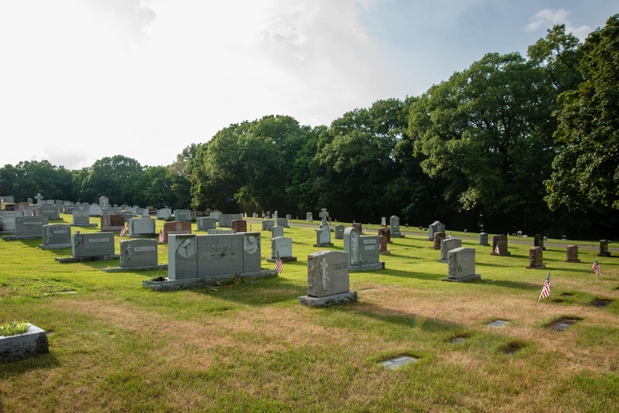 Images Saint James Cemetery