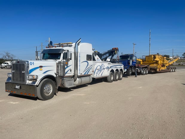 Images Scarletts towing & recovery