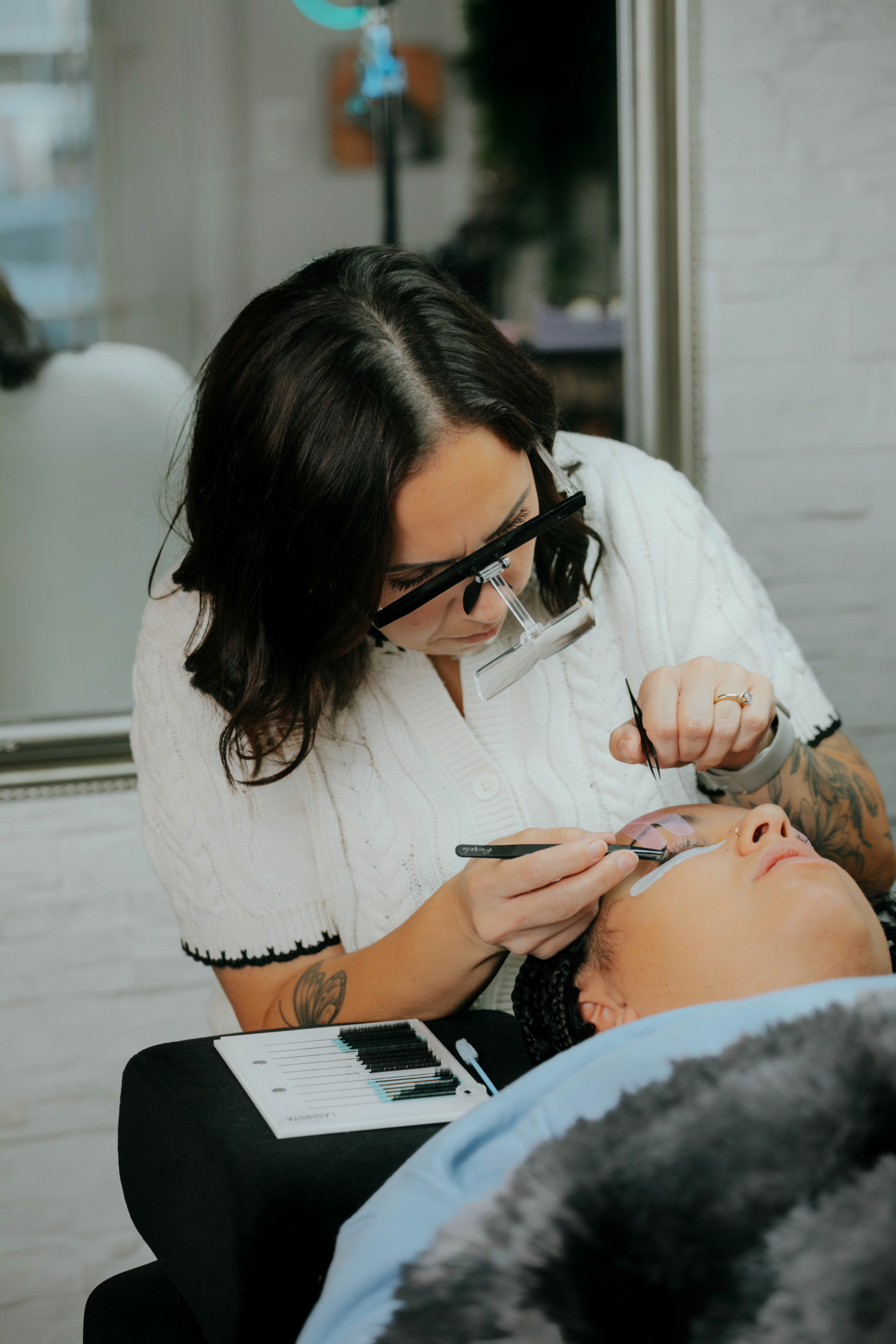 Images Lashista - Formation cils - Pose de cils - Produits de cils Longueuil