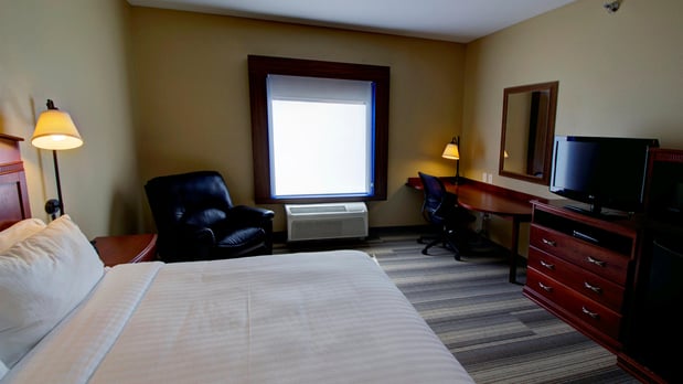 Images Holiday Inn Express & Suites Sioux City - Southern Hills by IHG
