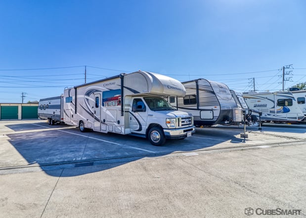 Images CubeSmart Self Storage