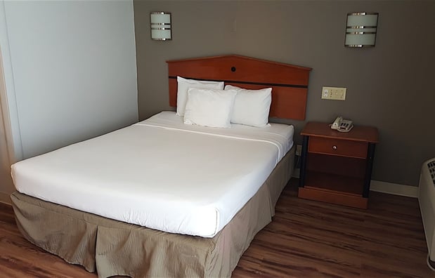 Images Crystal Inn Neptune