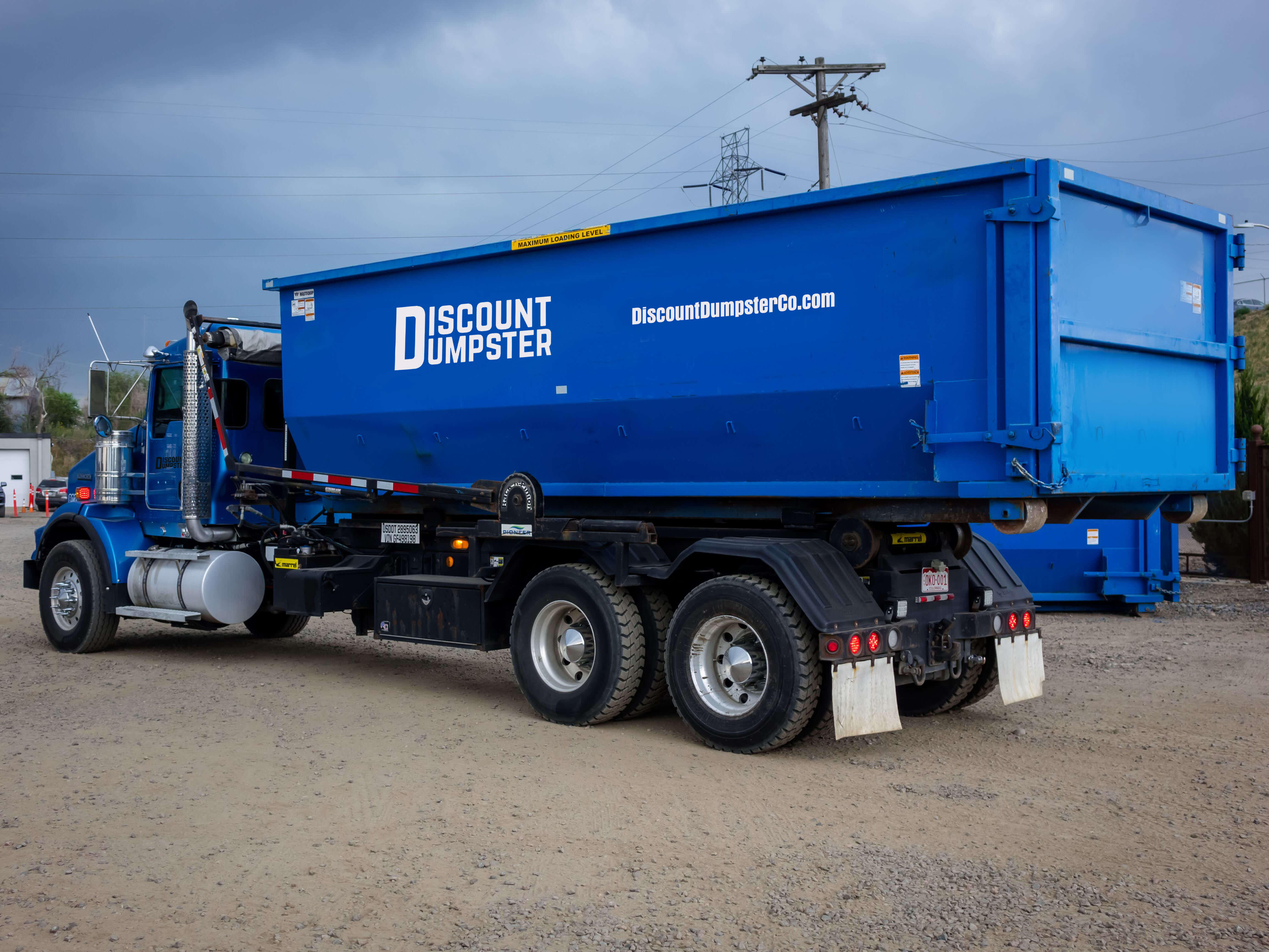 Discount dumpster has quality dumpster rentals for Denver co