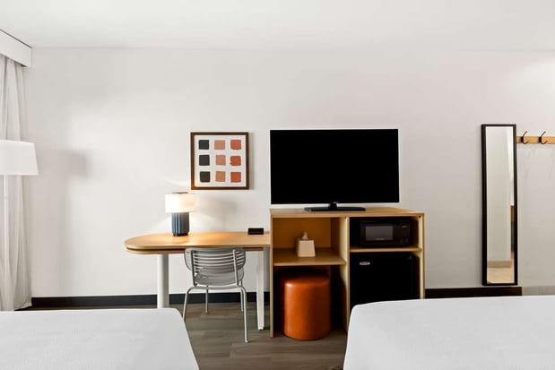 Images Spark by Hilton Fountain Hills Scottsdale
