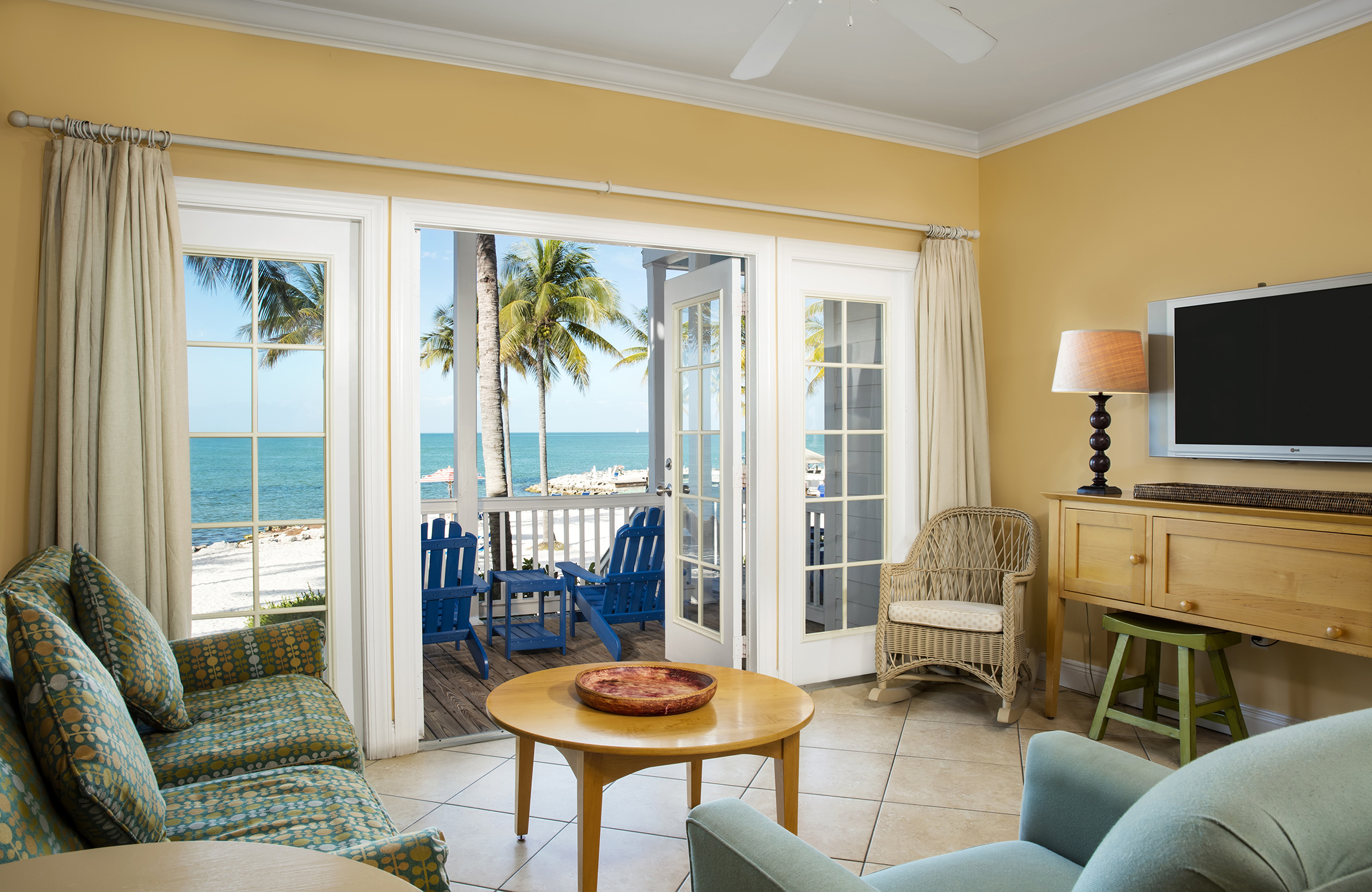 Tranquility Bay Beachfront Resort Image