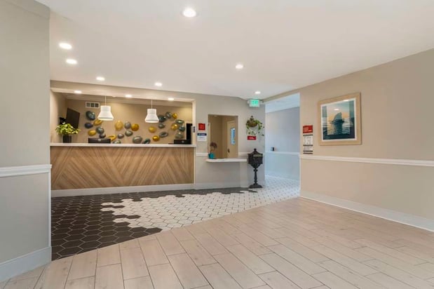 Images Best Western Plus All Suites Inn