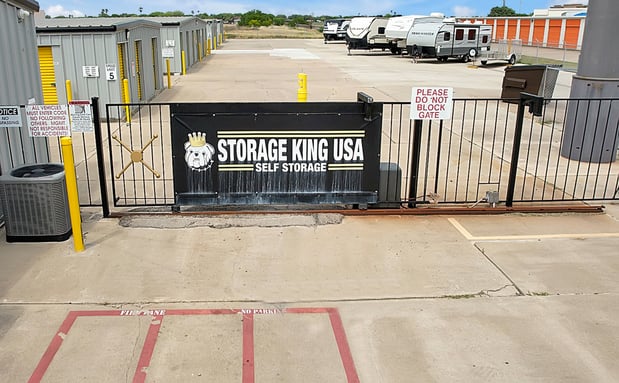 Images Storage King USA