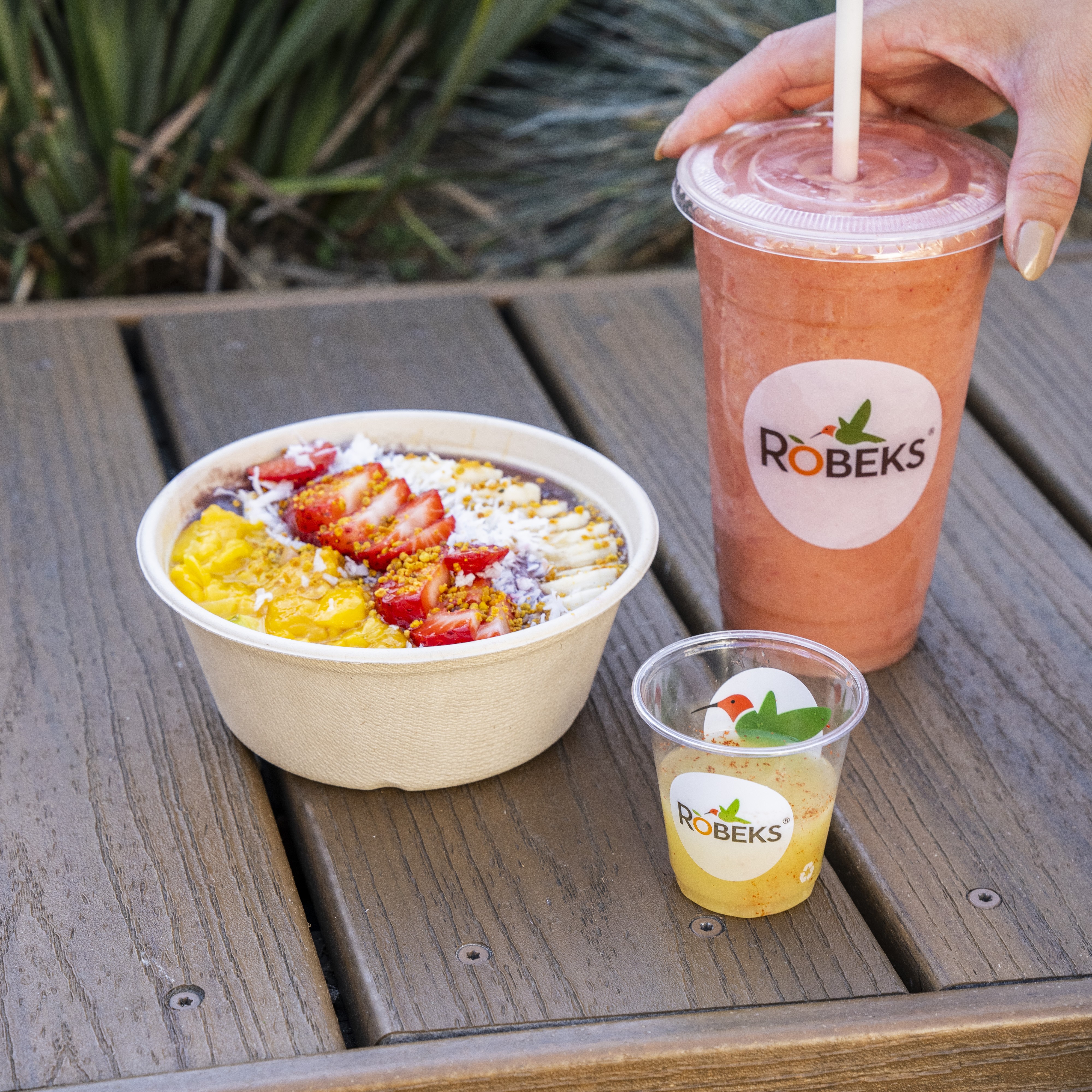 Accompany your acai bowl with a lemon ginger shot and smoothie!