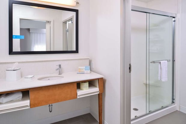 Images Hampton Inn & Suites Altoona-Des Moines