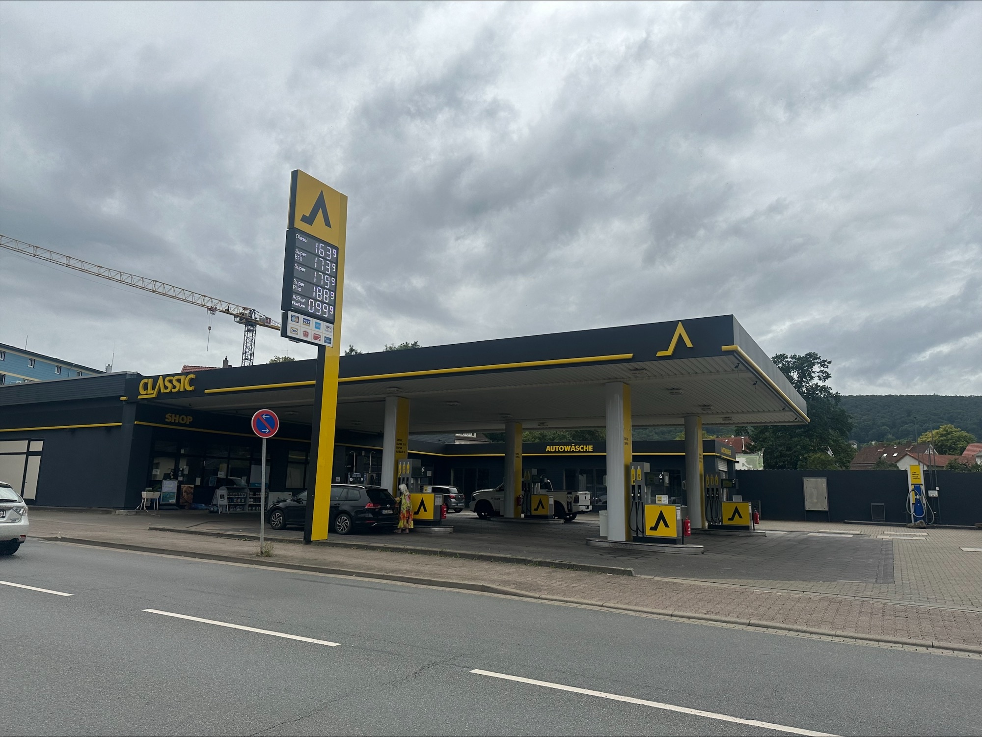 Kundenbild groß 1 CLASSIC Tankstelle