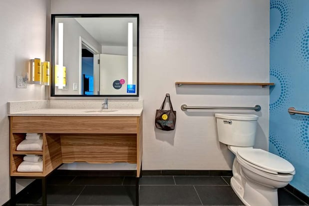 Images Tru by Hilton Tahlequah