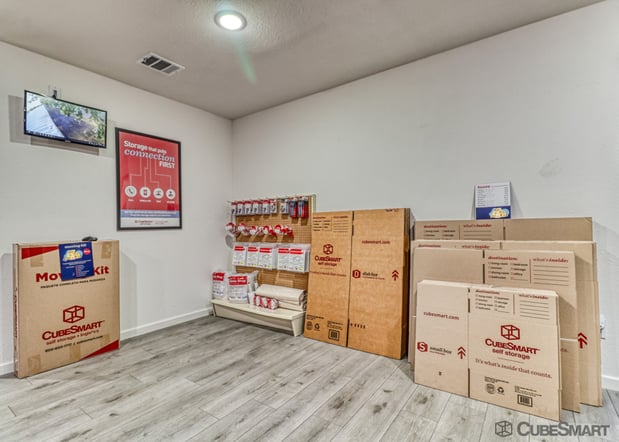 Images CubeSmart Self Storage