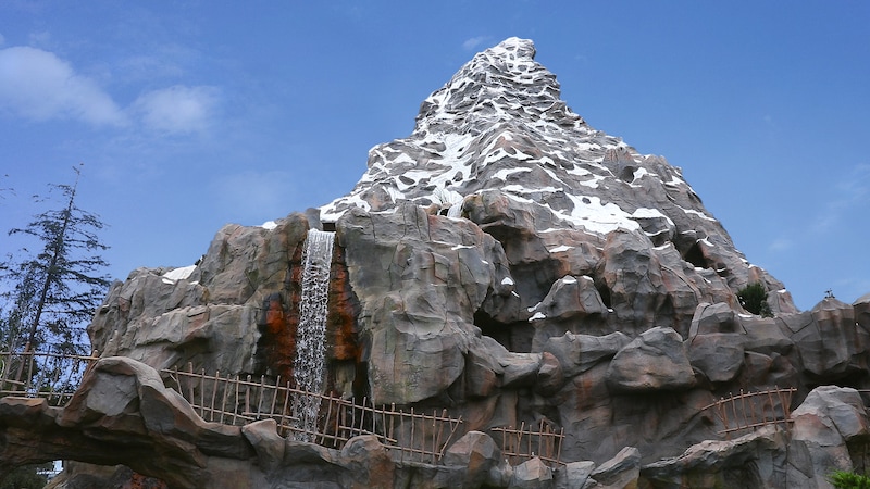 Images Matterhorn Bobsleds