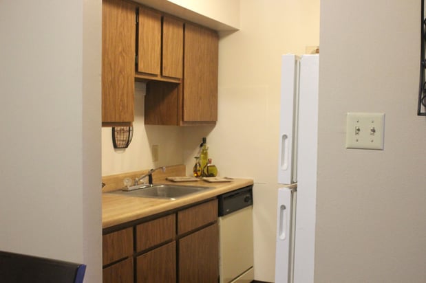 Images Suson Pines Apartments