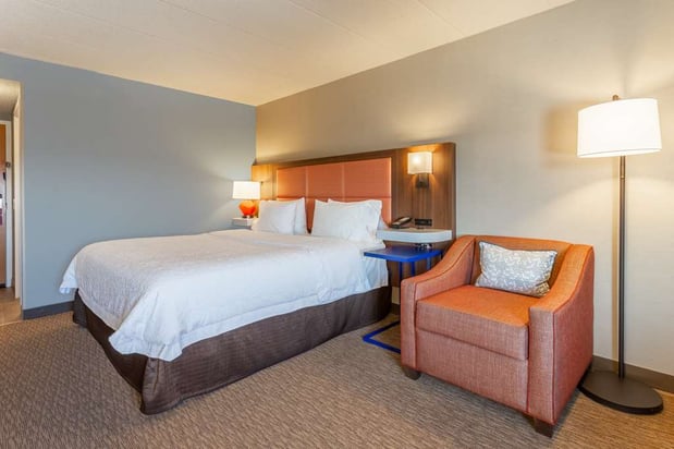 Images Hampton Inn Madison East