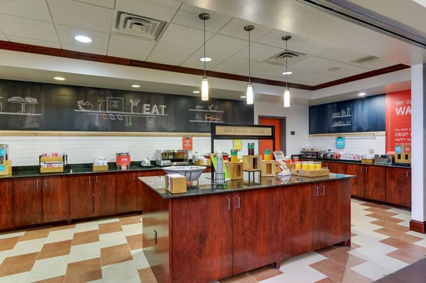Images Hampton Inn & Suites Indianapolis-Airport