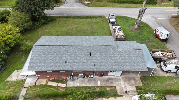 Images Valle's Roofing & Construction