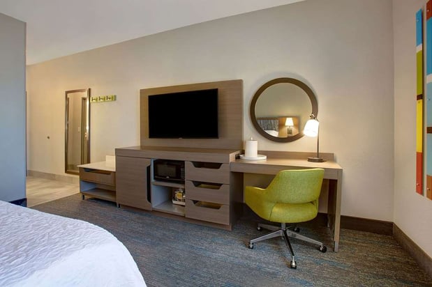 Images Hampton Inn & Suites Borger