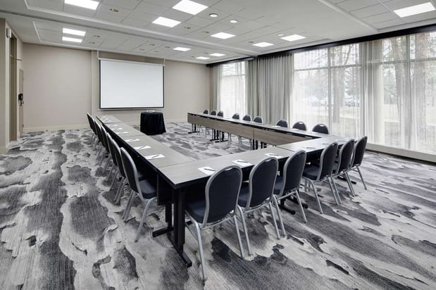 Images Embassy Suites by Hilton Detroit Troy Auburn Hills