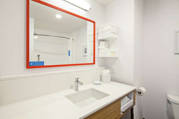 Images Hampton Inn & Suites Chino Hills