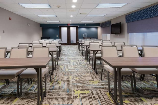 Images Hampton Inn & Suites Chicago/Hoffman Estates