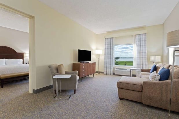 Images Hampton Inn & Suites Wellington