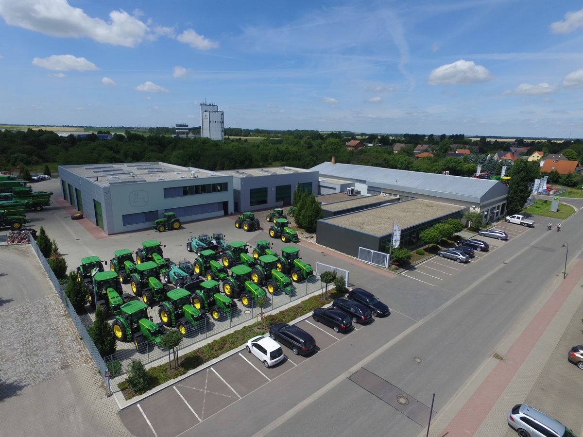 LVA Landmaschinen Vertrieb Altenweddingen GmbH, Buttenkrug 1 in Sülzetal