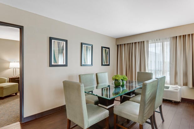 Images Crowne Plaza Houston Galleria Area by IHG