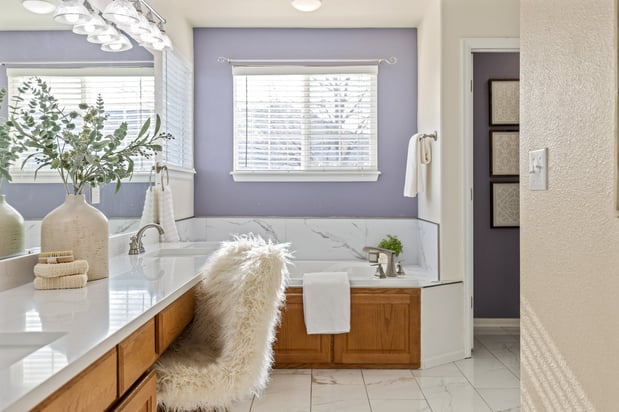 Images Courtney Bitner, REALTOR | NextHome Aspire
