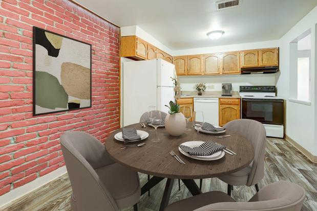 Images Idylwood Apartment Homes