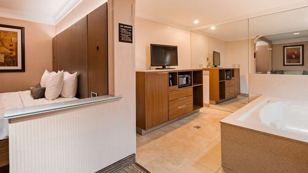 Images Best Western Plus Suites Hotel - Los Angeles LAX Airport
