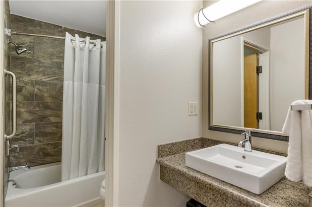 Images Best Western Plus Riverfront Hotel and Suites