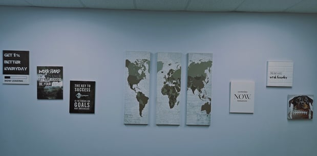 Images TYRONE JONES: Allstate Insurance