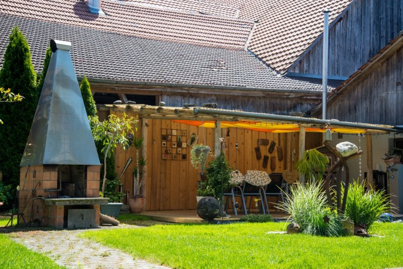 F & B Weibel Gartenbau Radelfingen, Eggenweg 8 in Radelfingen b. Aarberg