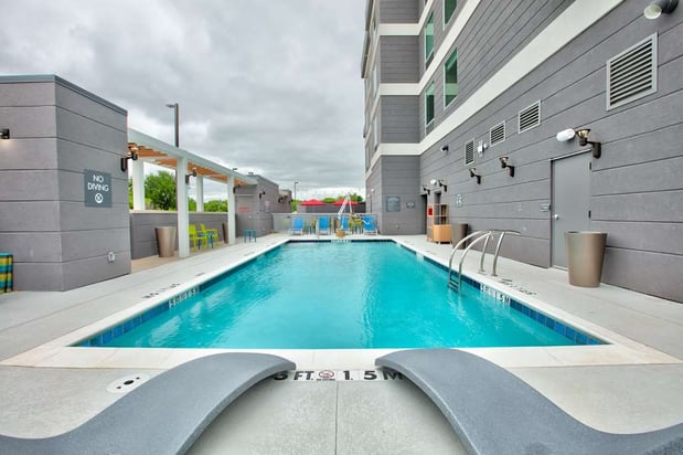 Images Tru by Hilton Wichita Falls