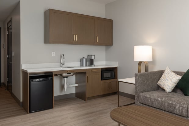 Images Holiday Inn & Suites Monterey Park - Los Angeles by IHG
